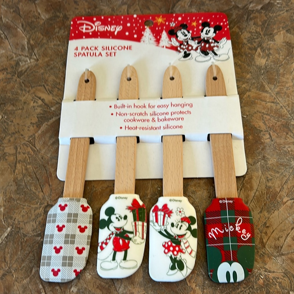 Disney silicone spatula set